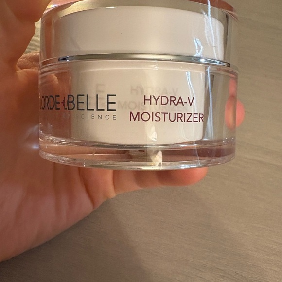 Lorde + Belle Hydra-Pure Moisturizer - Picture 2 of 4